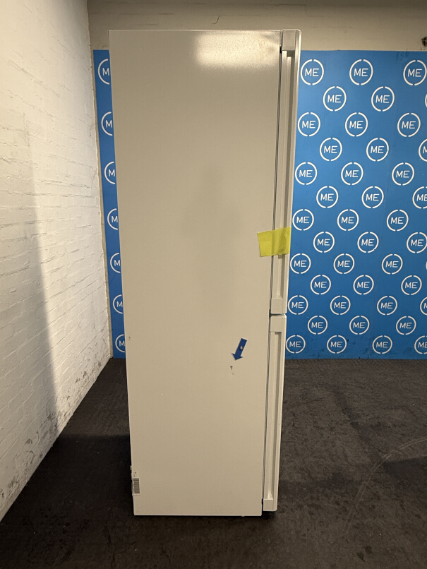 Liebherr CNc 5724 No Frost Fridge Freezer, 50/50, White, C Rated - Damaged Item Image