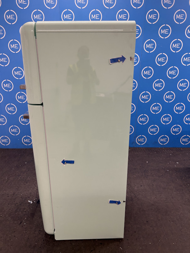 Smeg FAB30LPG5UK Retro Static Fridge Freezer, 80/20, Green, D Rated - Damaged Item Image