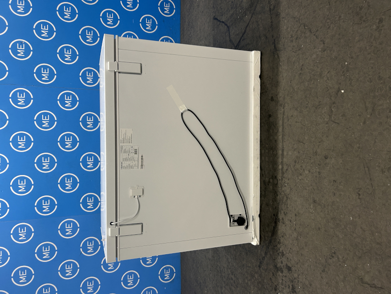Hisense FC386D4AWLE Static 297l Chest Freezer, White, E Rated - Damaged Item Image