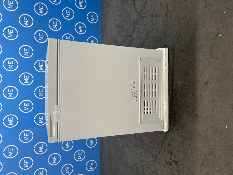 Hisense FC386D4AWLE Static 297l Chest Freezer, White, E Rated - Damaged Item Image