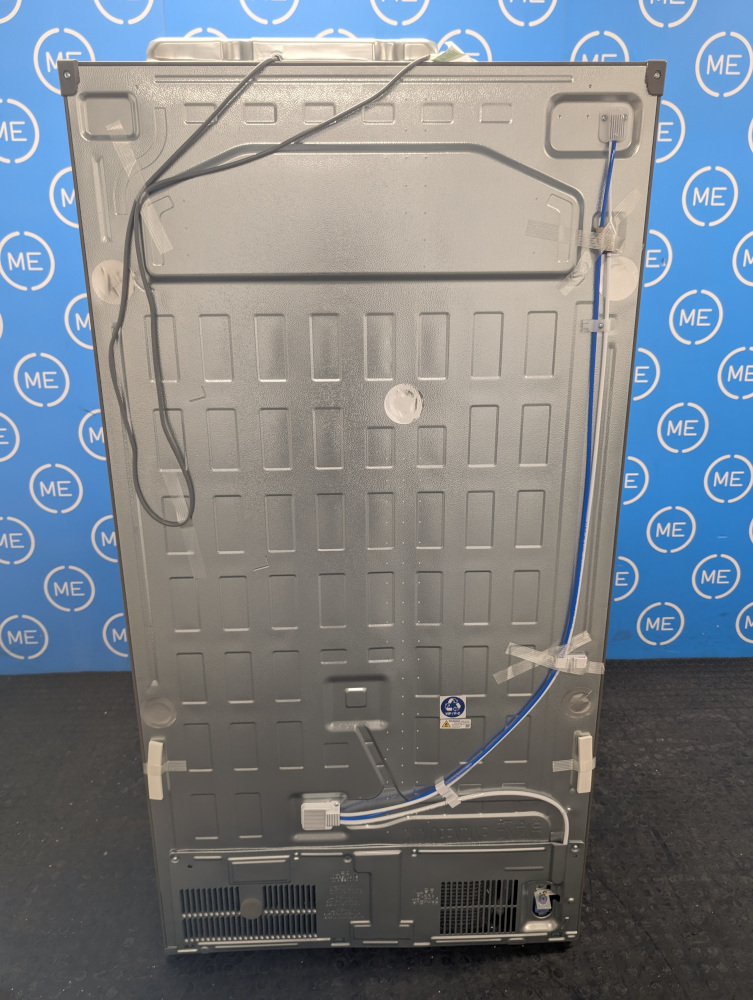 LG GSGV80PYLL InstaView� American Fridge Freezer with Plumbed Ice and Water Dispenser, Silver, E Rated,  Plumbed - Damaged Item Image