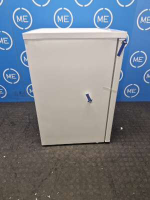 Bosch GTV15NWEBG Series 2 Static Under Counter Freezer, White, E Rated - Damaged Item Image