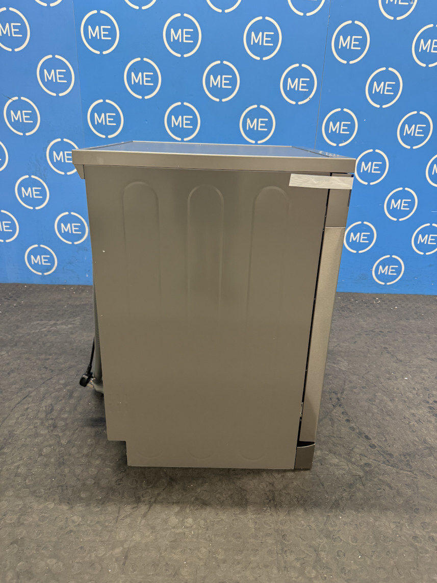 Hisense HS663A90XUK Dishwasher, 16 Place Settings, Stainless Steel, A Rated - Damaged Item Image