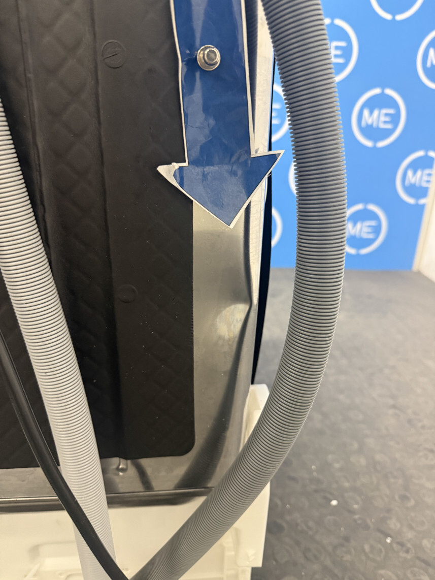 Hisense HV663A60UK Fully Integrated Dishwasher, 16 Place Settings, A Rated - Damaged Item Image