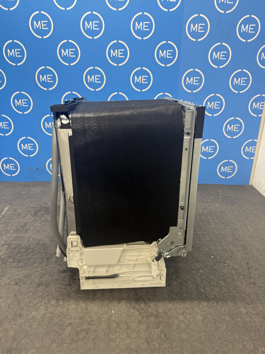 Hisense HV663A60UK Fully Integrated Dishwasher, 16 Place Settings, A Rated - Damaged Item Image