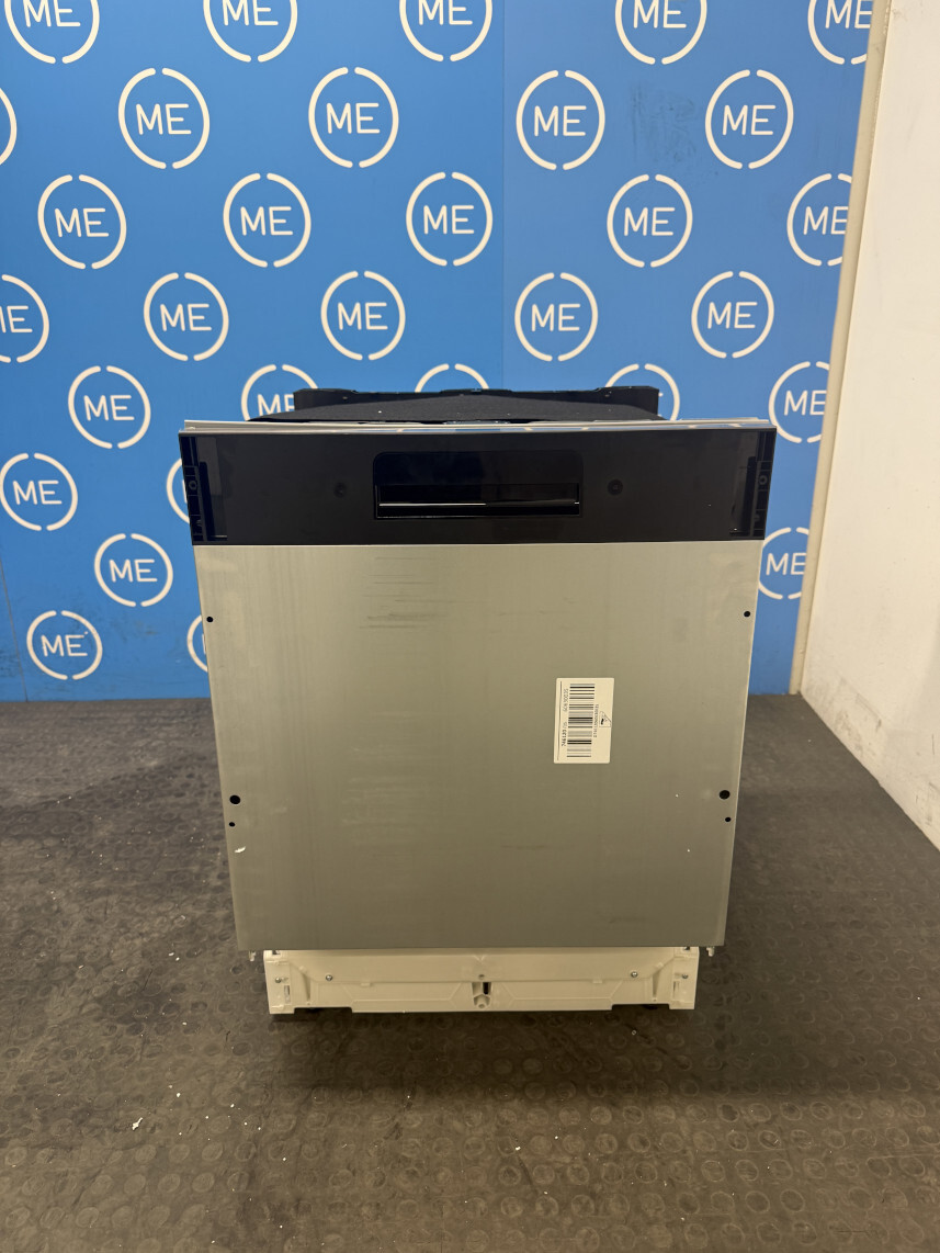 Hisense HV663A60UK Fully Integrated Dishwasher, 16 Place Settings, A Rated - Damaged Item Image