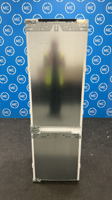 Liebherr ICe5103 Low Frost Integrated Fridge Freezer, Fixed Hinge, 70/30, E Rated - Damaged Item Image