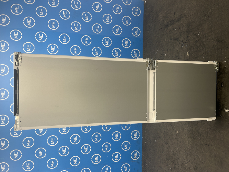 Liebherr IKGN51VE03 No Frost Integrated Fridge Freezer, Fixed Hinge, 70/30, White, E Rated - Damaged Item Image