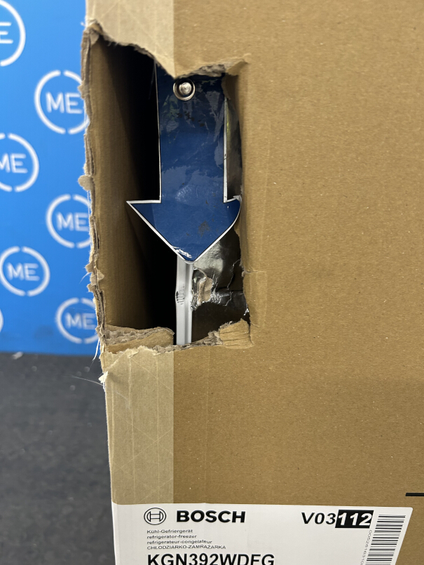 Bosch KGN392WDFG Series 4 No Frost Fridge Freezer, 70/30, White, D Rated - Damaged Item Image