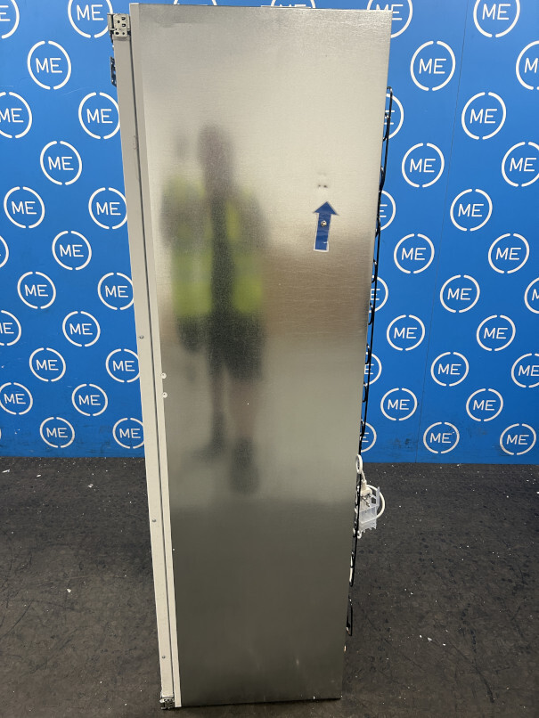 Neff KI8815OD0G N90 Built-In Larder Fridge, Fixed Hinge, D Rated - Damaged Item Image