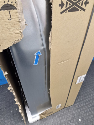 Bosch KIV87NSE0G Series 2 Low Frost Integrated Fridge Freezer, Sliding Hinge, 70/30, E Rated - Damaged Item Image