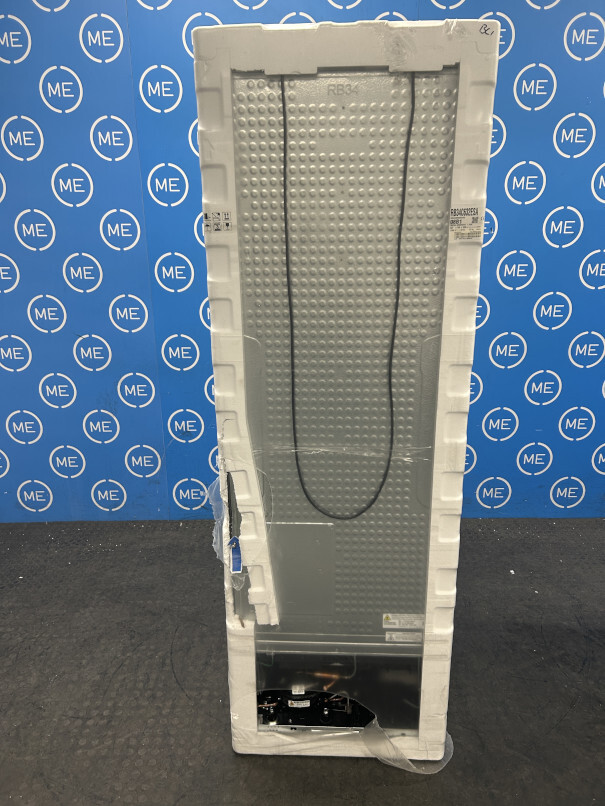 Samsung RB34C632ESA Series 6 Total No Frost Fridge Freezer, 70/30, Silver, E Rated - Damaged Item Image