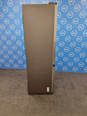 Samsung RB38C602ESA Series 6 Total No Frost Fridge Freezer, 70/30, Silver, E Rated - Damaged Item Image