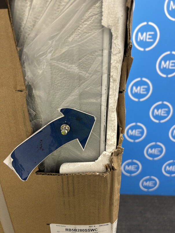 Hisense RB5B280SSWC No Frost Integrated Fridge Freezer, Fixed Hinge, 70/30, White, E Rated - Damaged Item Image