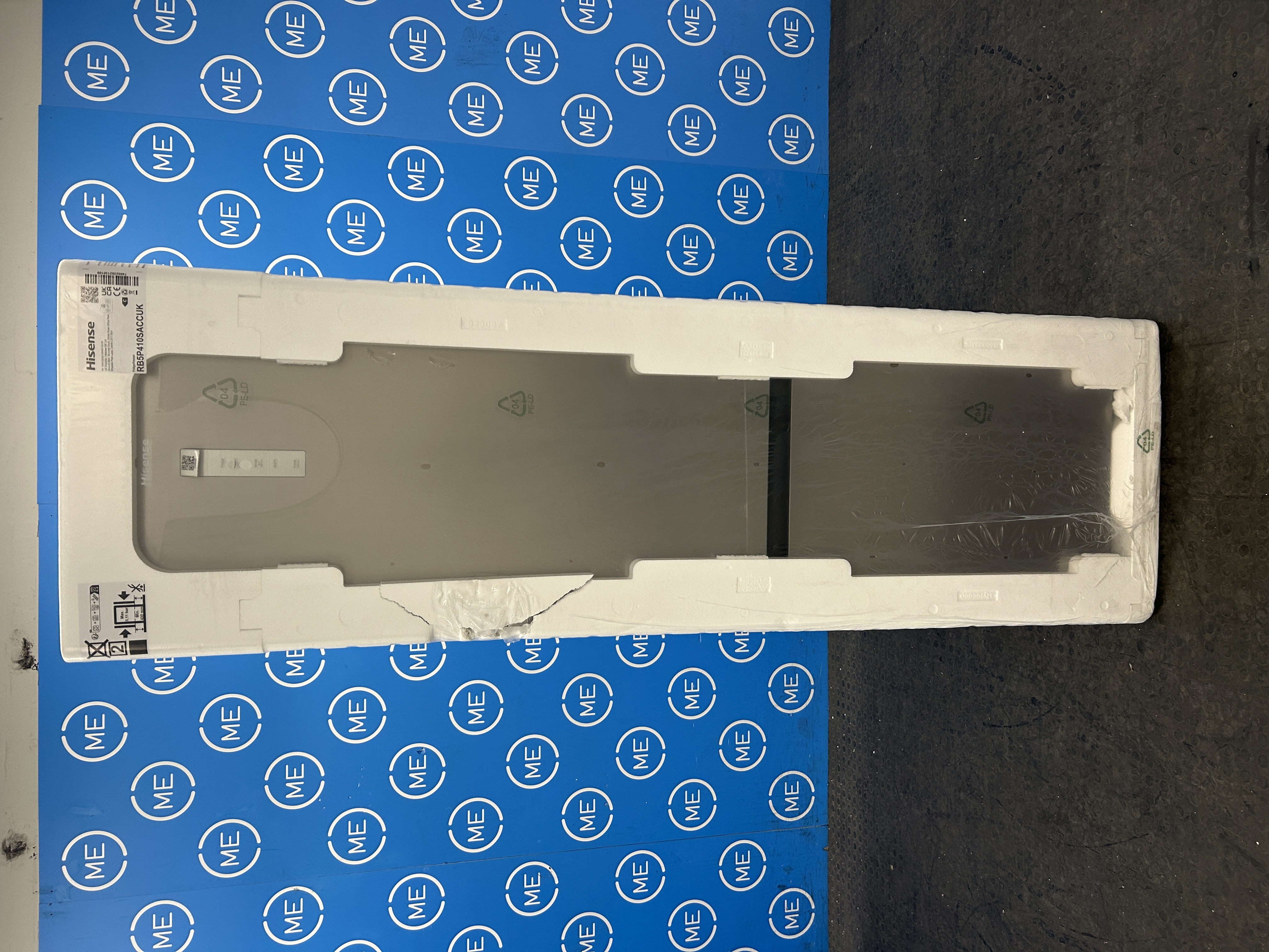 Hisense RB5P410SACCUK No Frost Fridge Freezer, 70/30, Silver, C Rated - Damaged Item Image