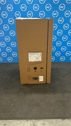 Liebherr Rd4600 Tall Larder Fridges, White, D Rated - Damaged Item Image
