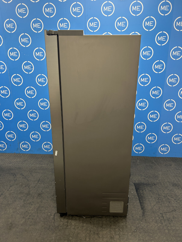 Samsung RS70F64KDTEU Series 6 Smart American Fridge Freezer, Matt Metal Silver, D Rated,  Plumbed - Damaged Item Image