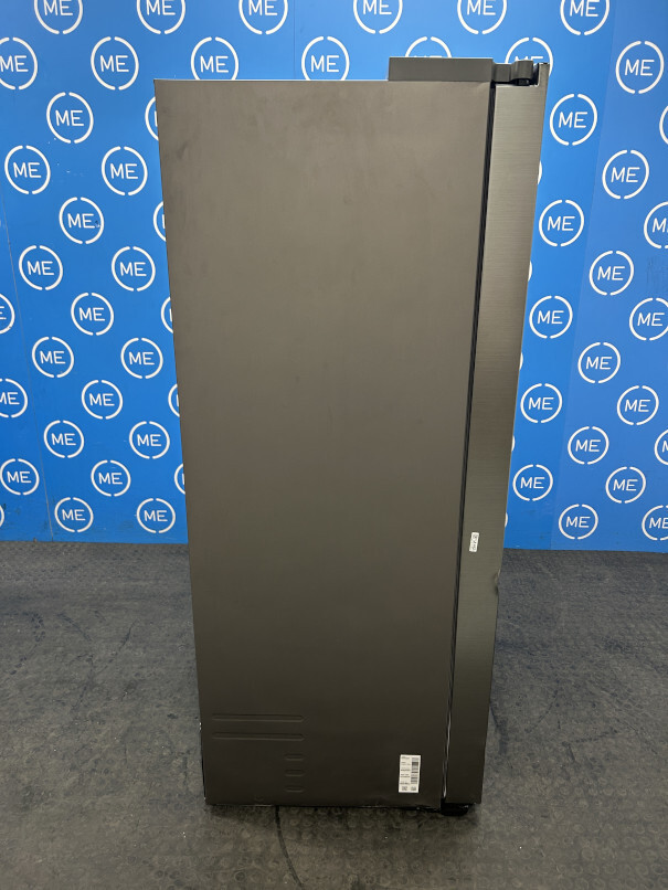 Samsung RS70F64KDTEU Series 6 Smart American Fridge Freezer, Matt Metal Silver, D Rated,  Plumbed - Damaged Item Image