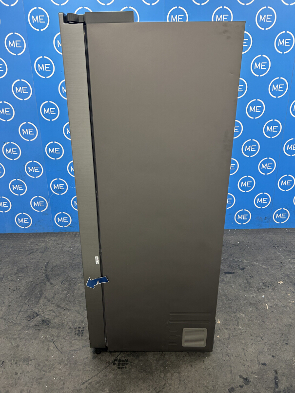 Samsung RS70F65QETEU Series 6 SpaceMax� Smart American Fridge Freezer, Matt Metal Silver, E Rated,  Non-Plumbed - Damaged Item Image