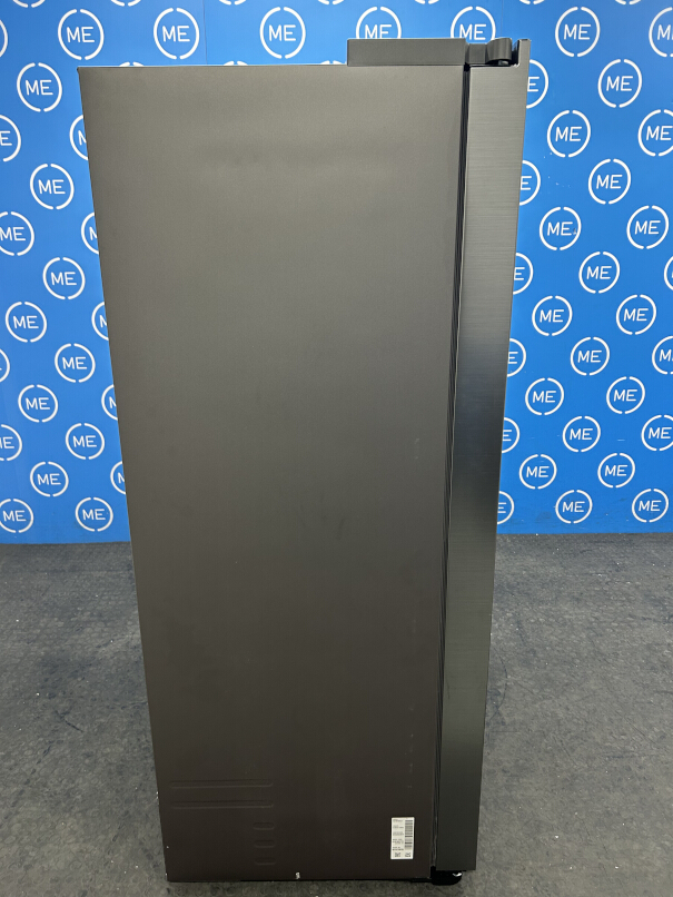 Samsung RS70F66KCTEU American Fridge Freezer, Matt Metal Silver,  Plumbed, C Rated - Damaged Item Image