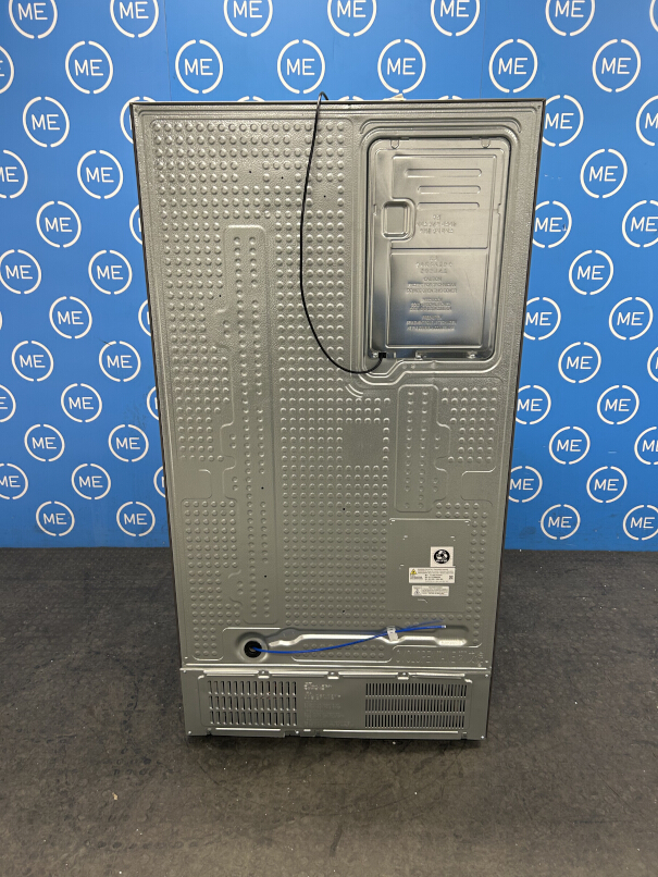 Samsung RS70F66KCTEU American Fridge Freezer, Matt Metal Silver,  Plumbed, C Rated - Damaged Item Image