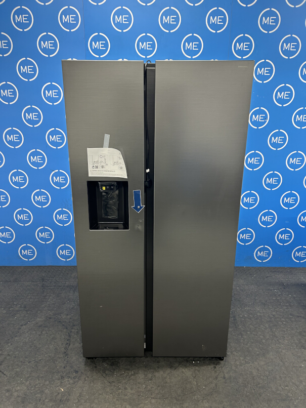 Samsung RS70F66KCTEU American Fridge Freezer, Matt Metal Silver,  Plumbed, C Rated - Damaged Item Image