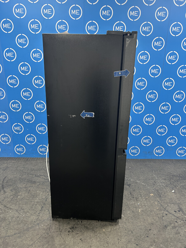 Hisense RS818N4TFE American Fridge Freezer, Black, E Rated,  Non-Plumbed - Damaged Item Image