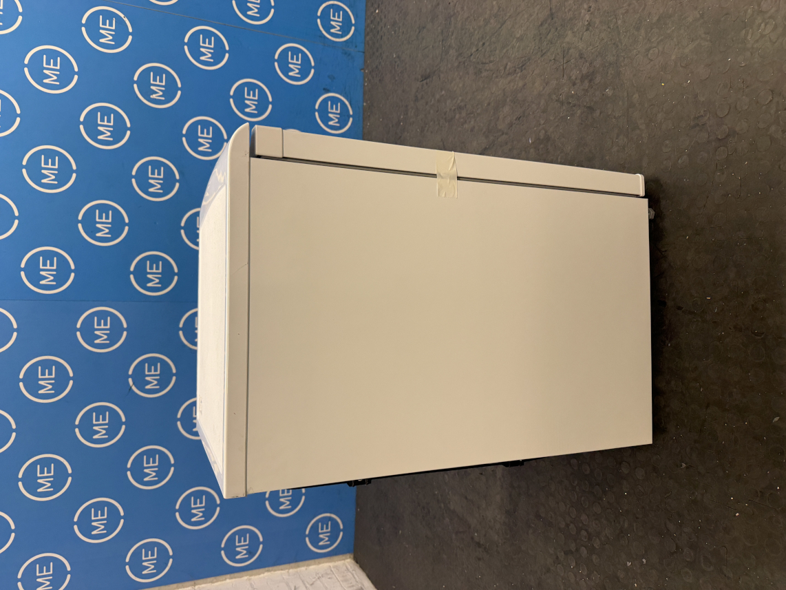 Beko UL4584W Under Counter Larder Fridge, White, E Rated - Damaged Item Image