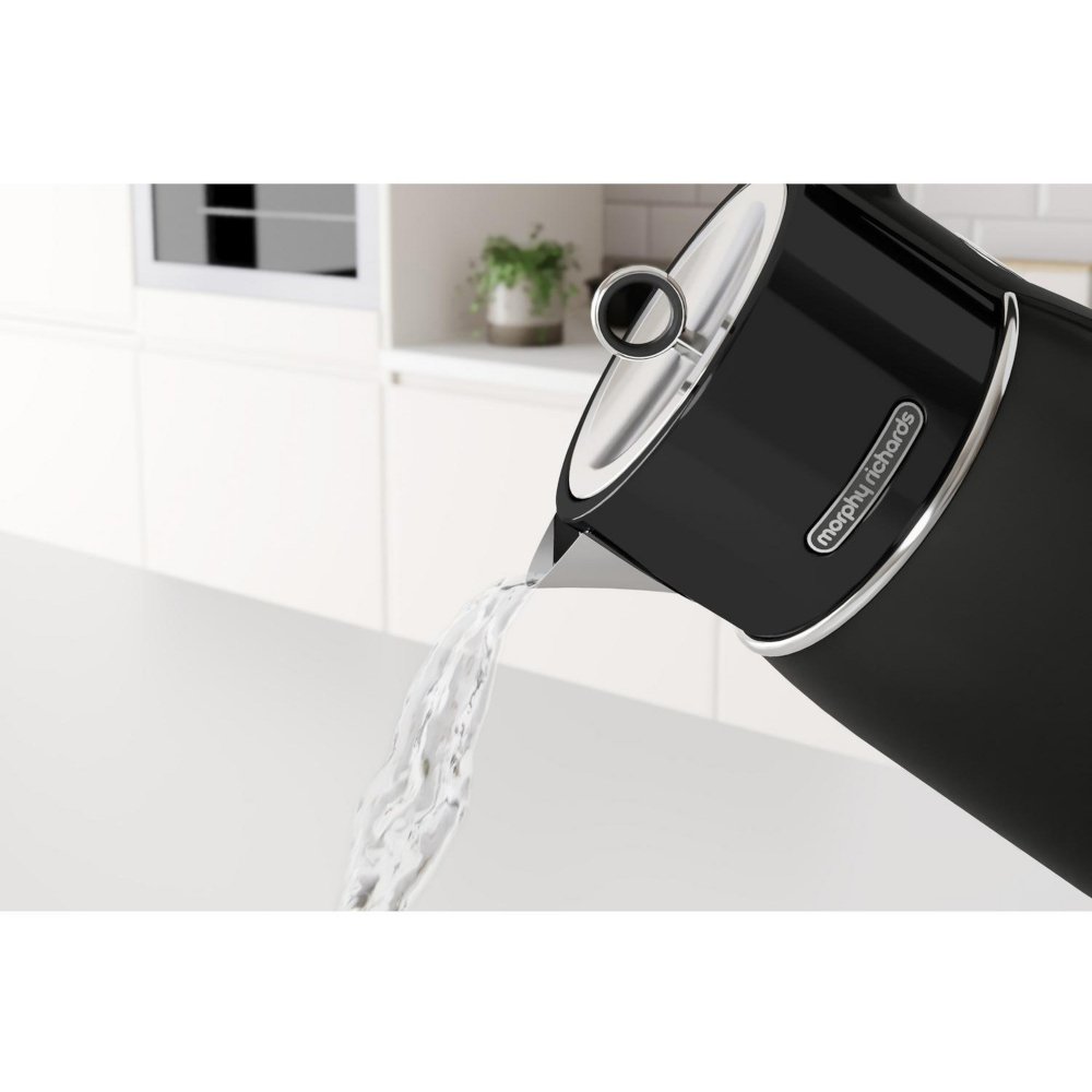 Morphy Richards 100744 Signature Matt Retro Kettle, Black