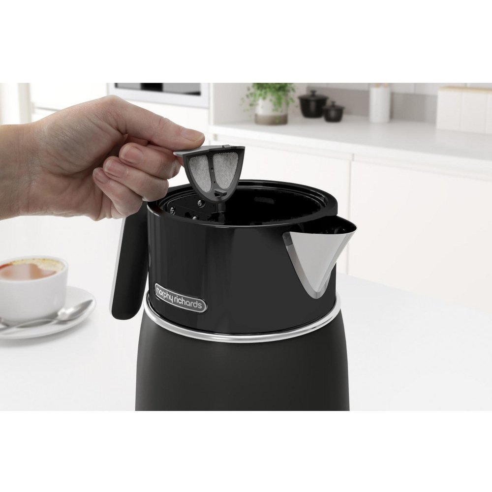 Morphy Richards 100744 Signature Matt Retro Kettle, Black