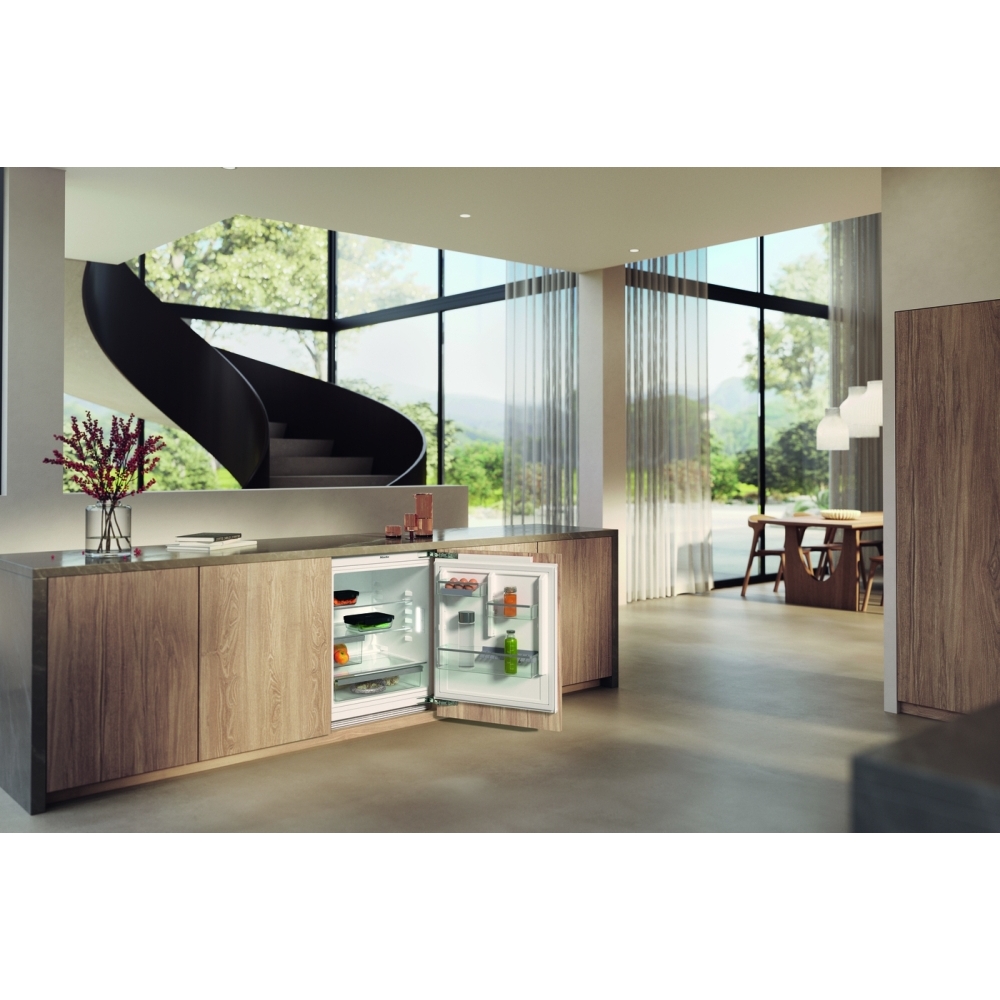 Miele KU 7015 D Built-Under Larder Fridge, Fixed Hinge, D Rated
