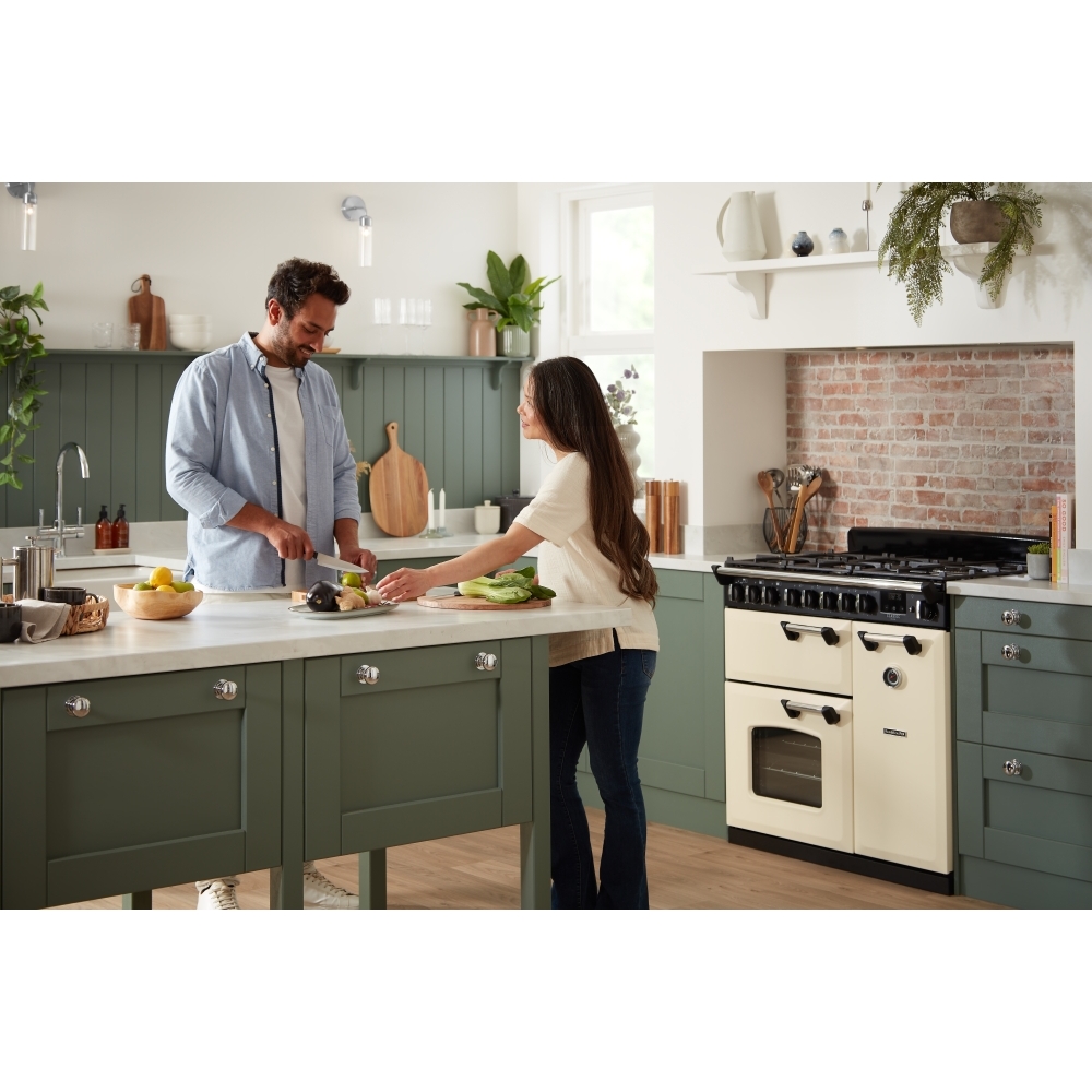 Rangemaster CLDL90DFPPCR/CM1 90cm Dual Fuel Range Cooker Classic Deluxe Pale Cream / Chrome, A Rated