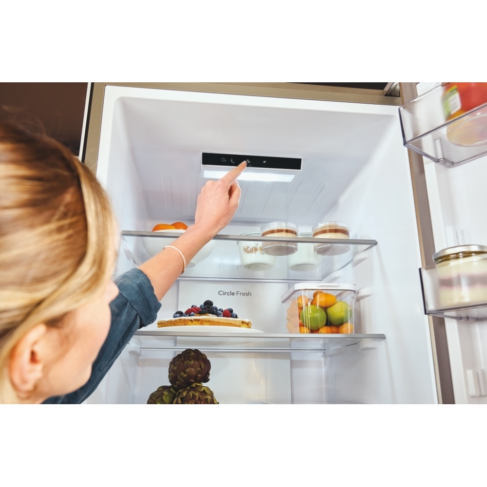 Hoover HONCQ2T620EWK No Frost Fridge Freezer, 70/30, White, E Rated