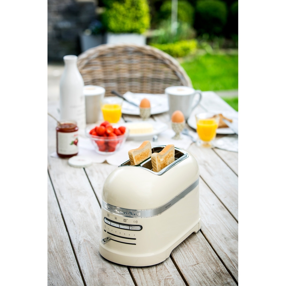 KitchenAid 5KMT2204BAC Artisan Almond Cream Retro Toaster, 2 Slice