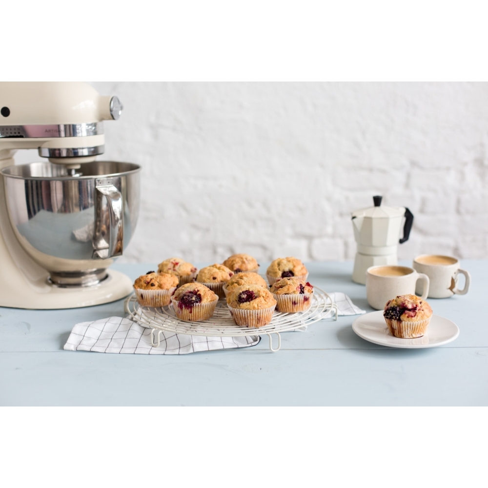 KitchenAid 5KSM175PSBAC Artisan Retro Mixer Tilt-Head 4.8L with Extra Accessories, Almond Cream