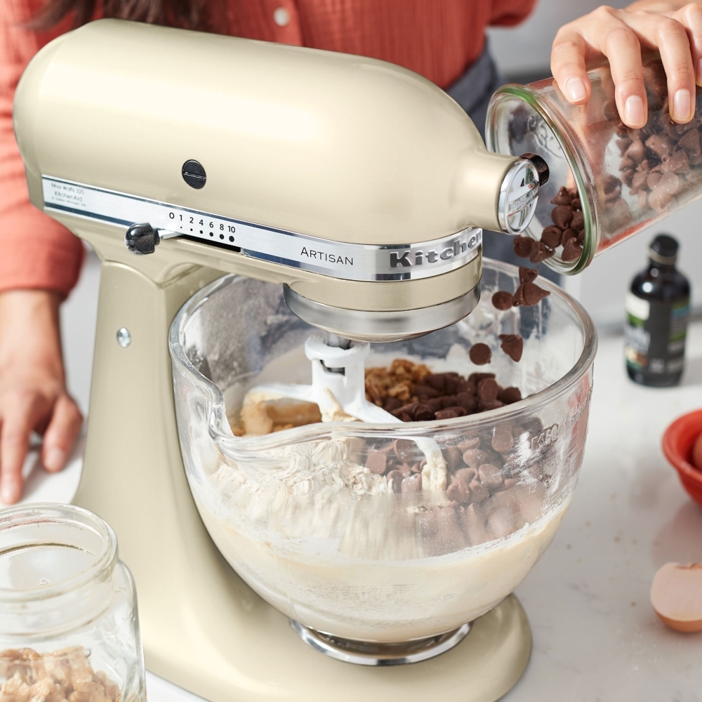 KitchenAid 5KSM175PSBAC Artisan Retro Mixer Tilt-Head 4.8L with Extra Accessories, Almond Cream
