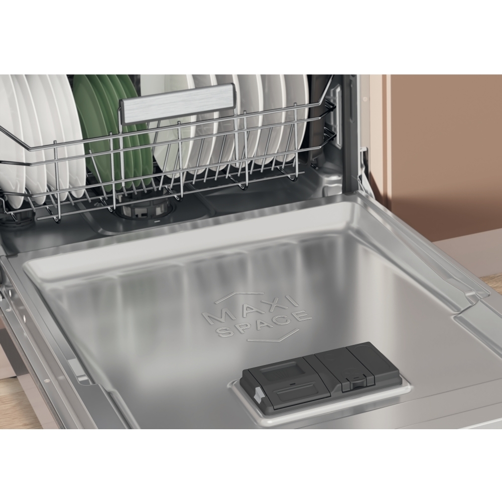 Hotpoint H7FHS51XUK Dishwasher, 15 Place Settings, Silver, B Rated