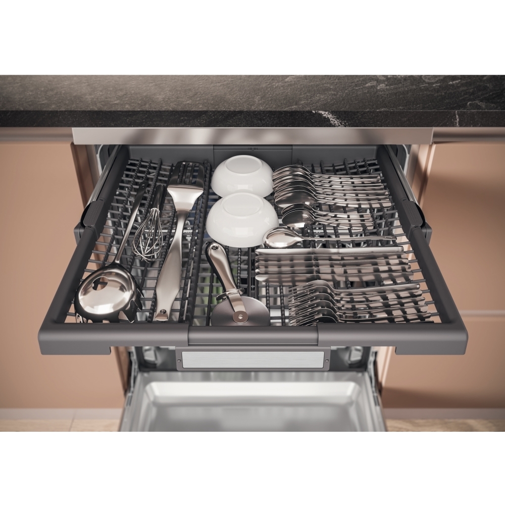 Hotpoint H7FHS51XUK Dishwasher, 15 Place Settings, Silver, B Rated