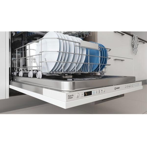 Indesit DIO3T131FEUK Fully Integrated Dishwasher, 14 Place Settings, D Rated