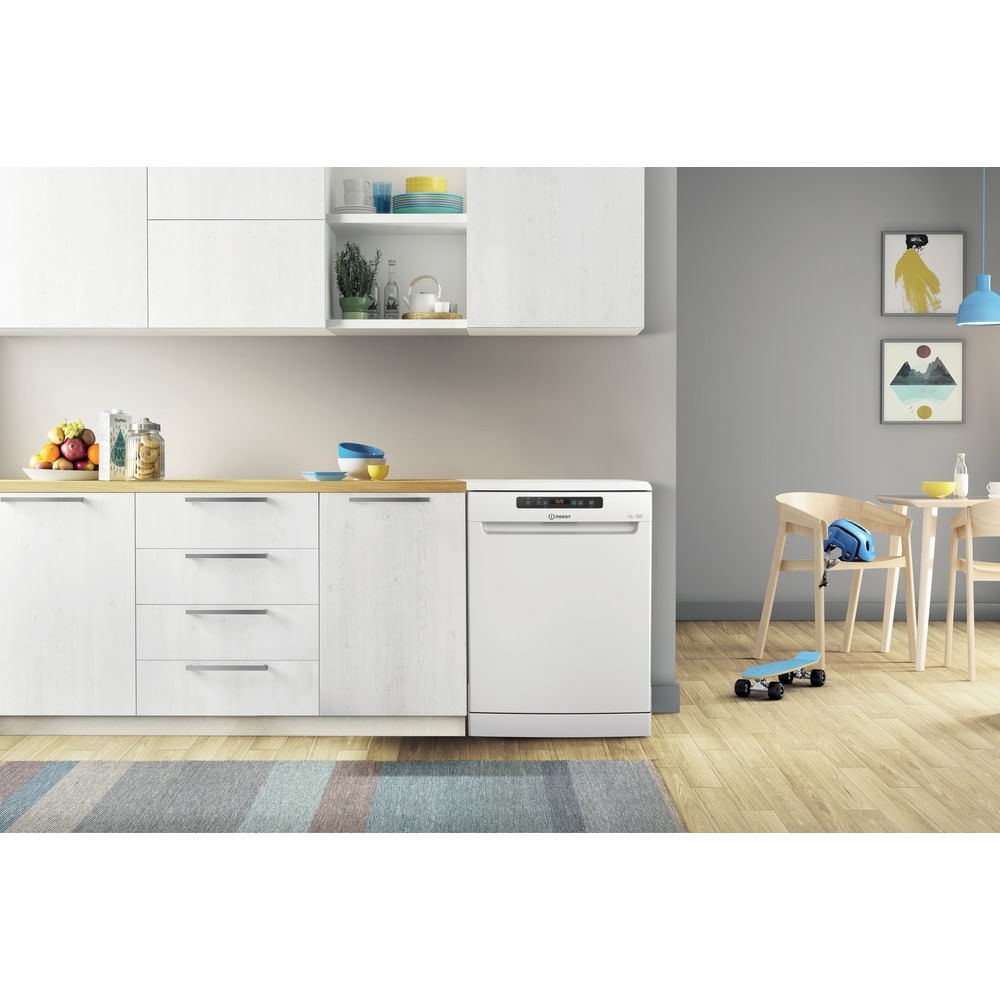 Indesit DFO3T133FUK Dishwasher, 14 Place Settings, White, D Rated