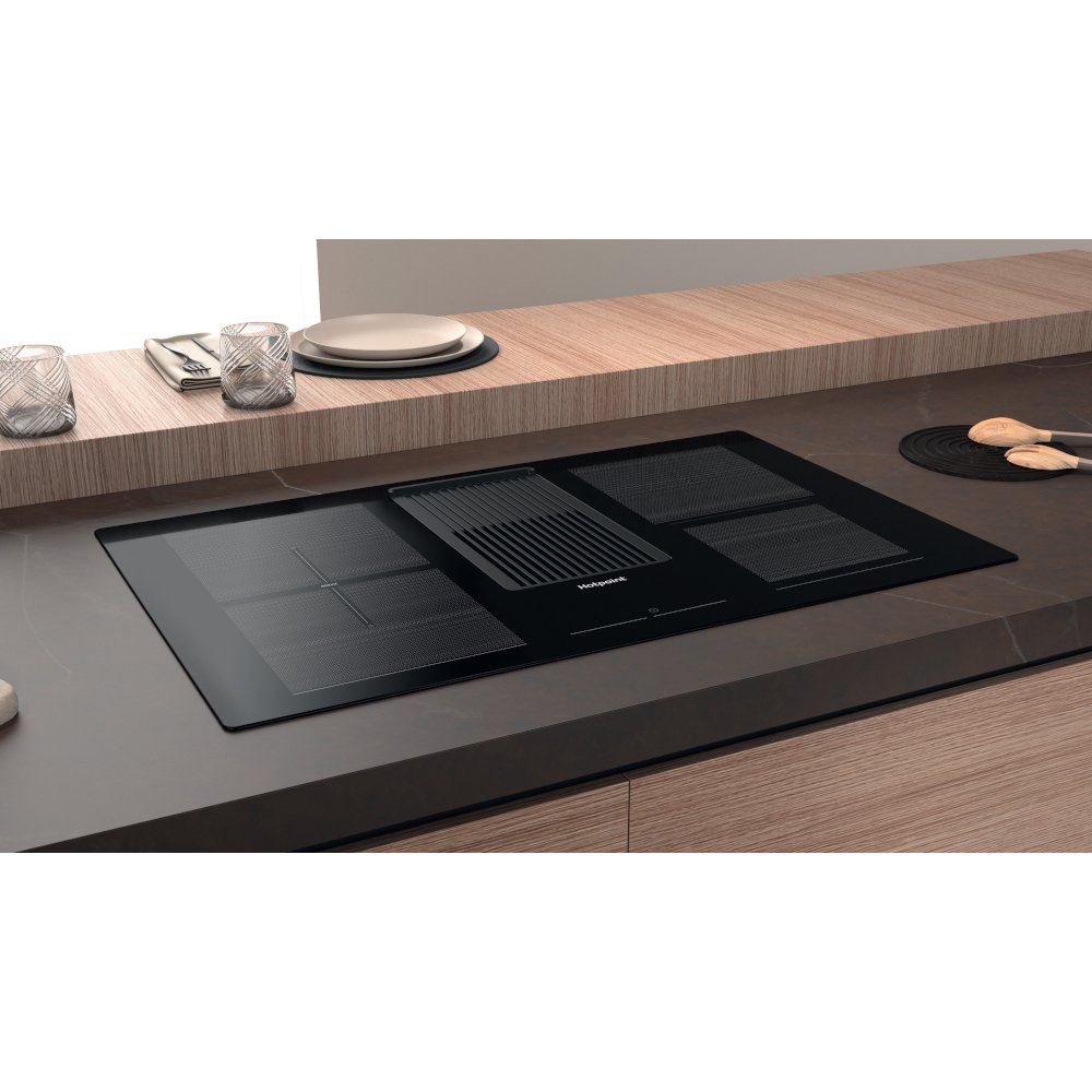 Hotpoint PVH 92 B K/F KIT 83cm Vented Hob, Black, A Rated