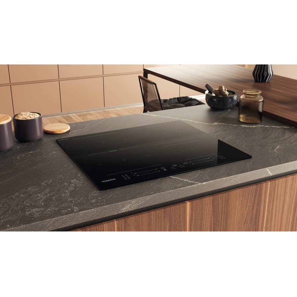 Hotpoint TS3560FCPNE 59cm CleanProtect Induction Hob, Black