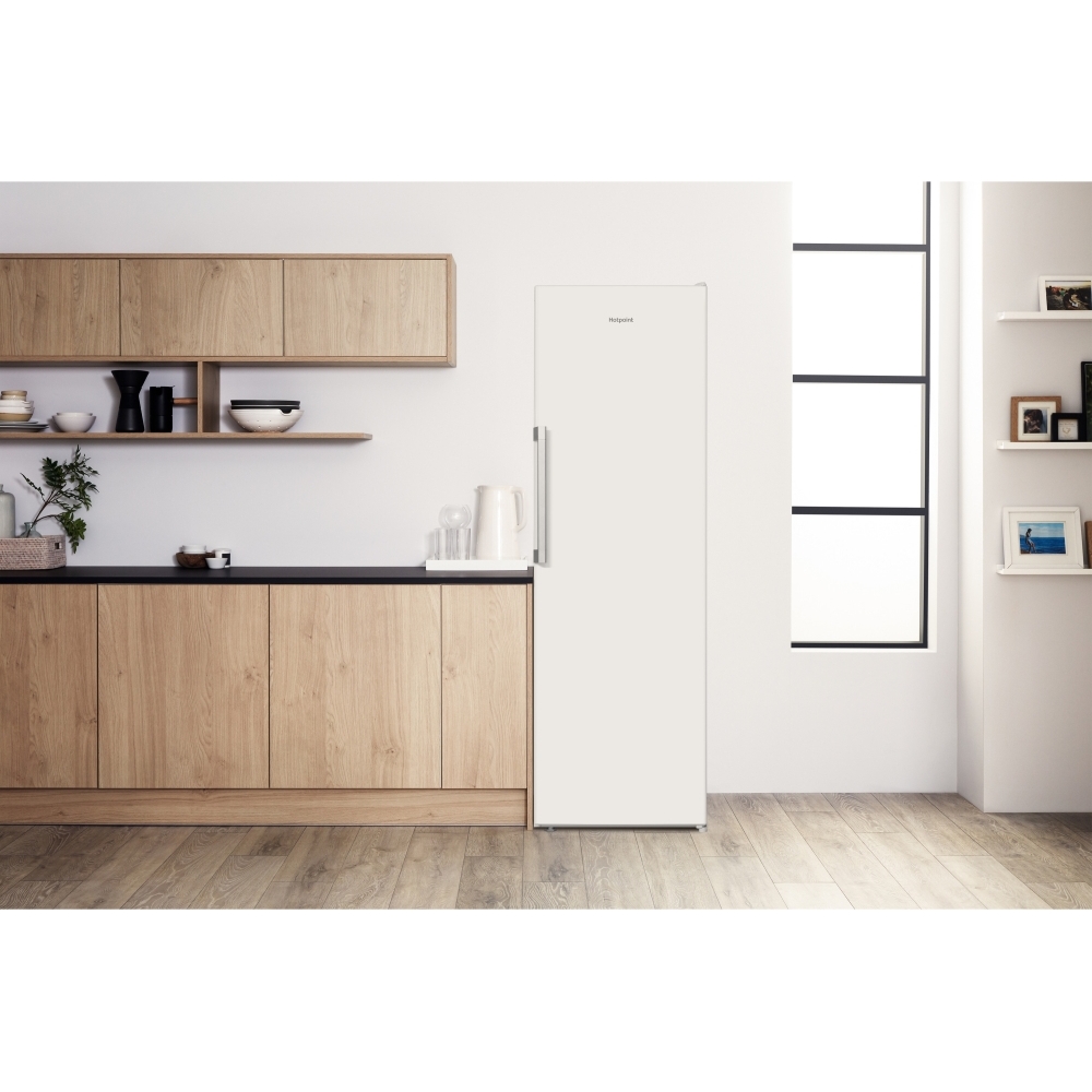 Hotpoint SH6A2QWRUK Tall Larder Fridge, White, E Rated