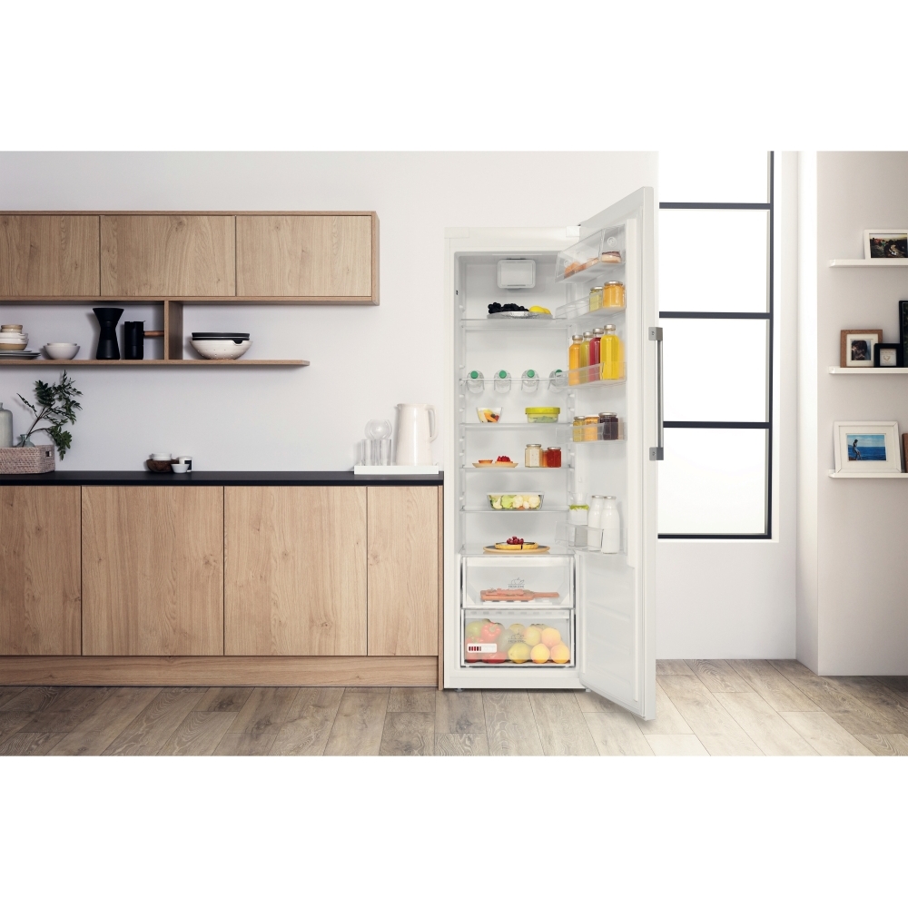 Hotpoint SH6A2QWRUK Tall Larder Fridge, White, E Rated