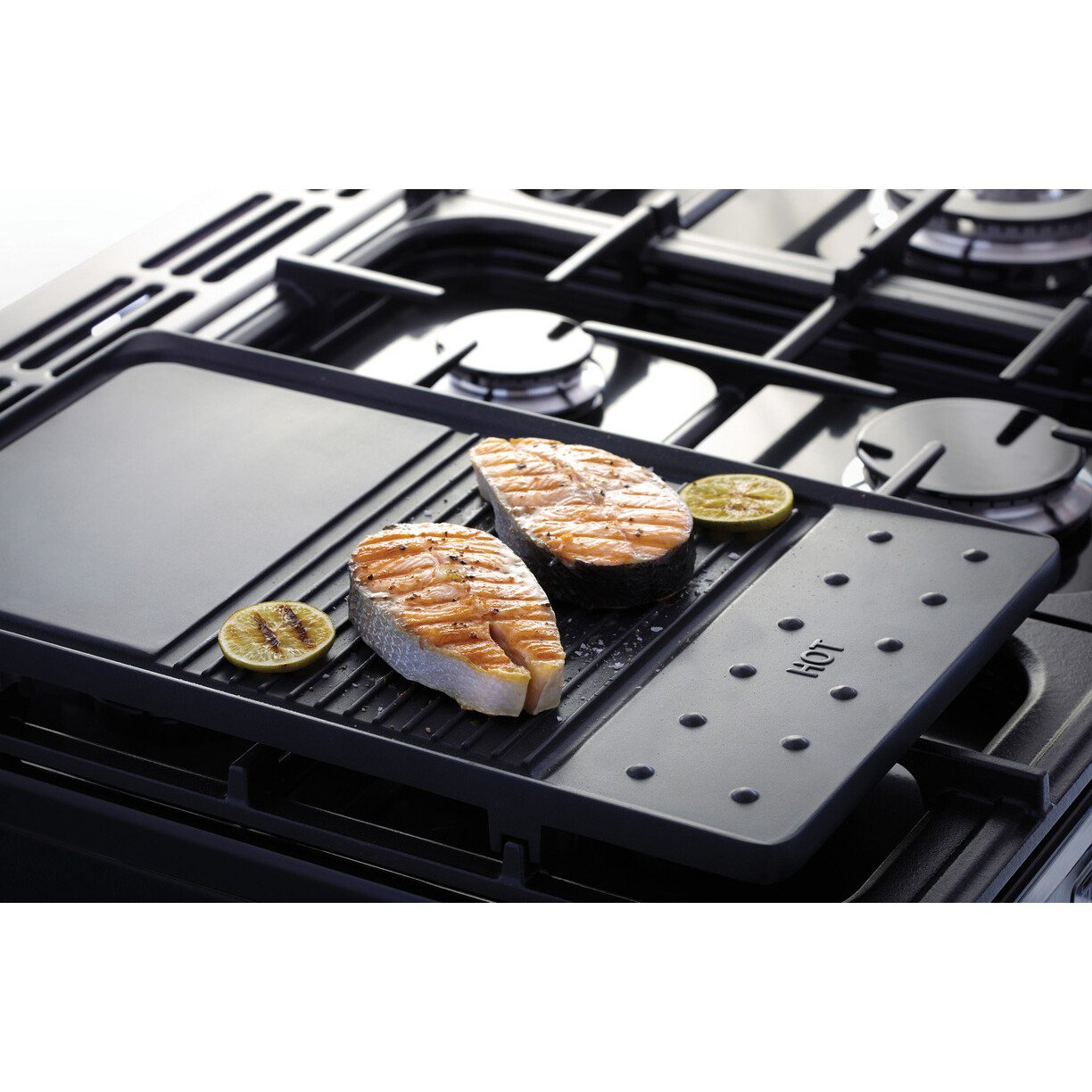 Rangemaster PROP90NGFCR/C 90cm Gas Range Cooker Professional Plus Cream / Chrome, A Rated