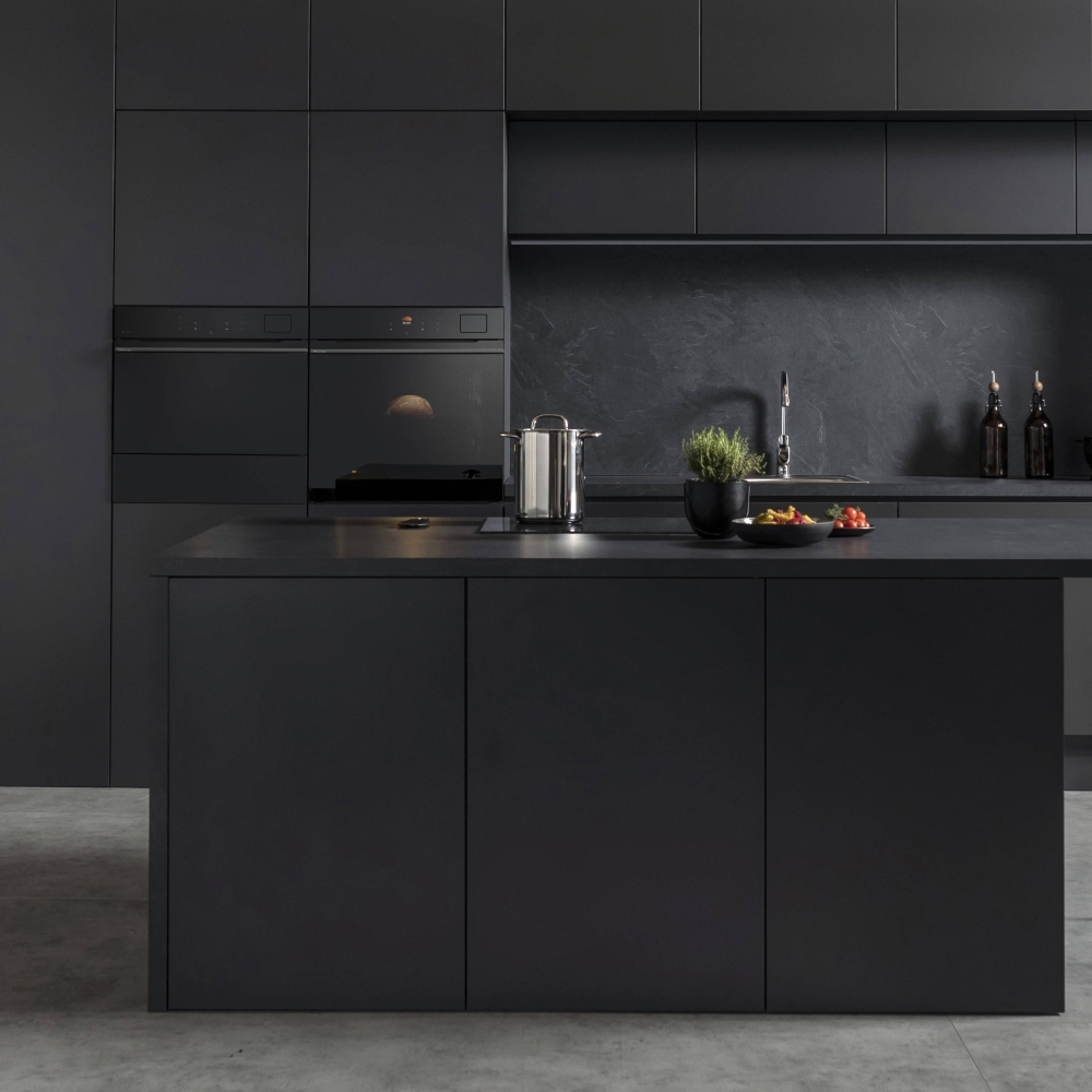 Hisense BAS6PH8BUKWF Built-In Electric Single Oven with Pyrolytic Cleaning, Black, A+ Rated