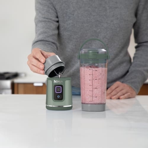 Ninja BC151UKEM Blast Cordless Portable Blender, Green