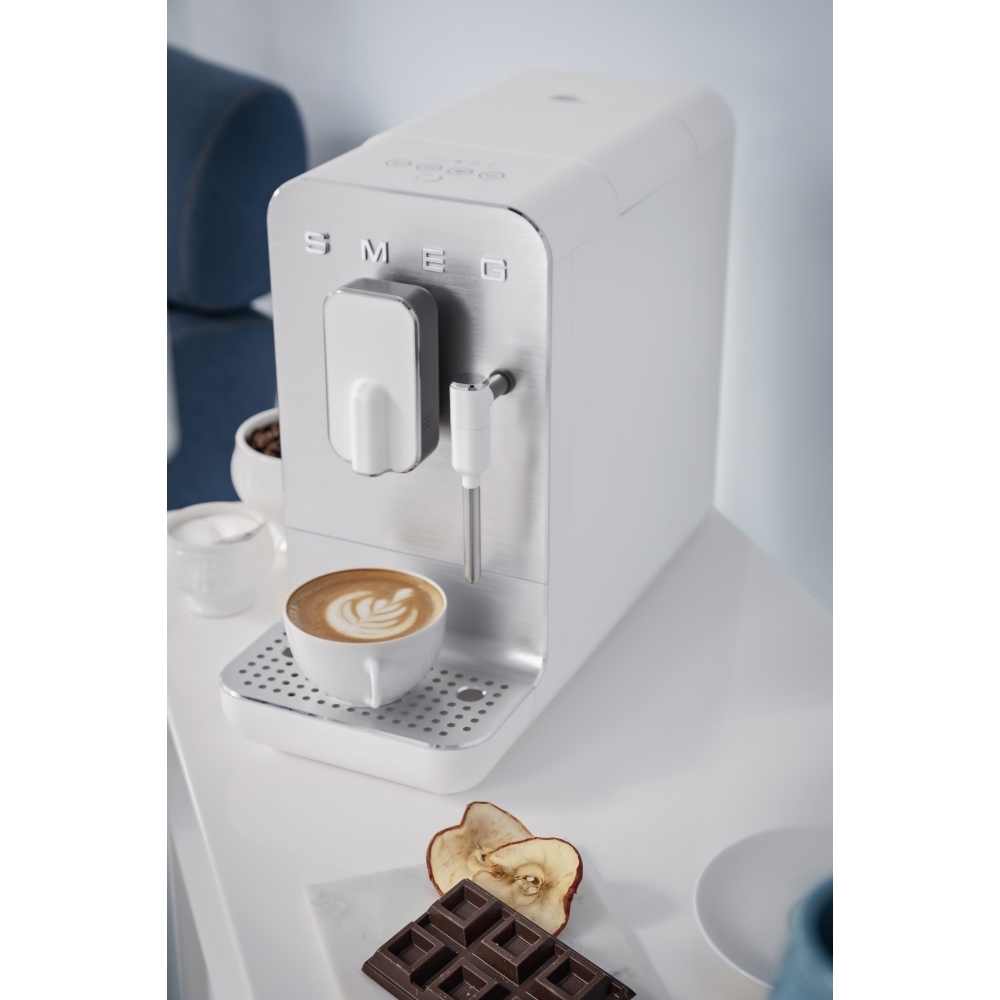 Smeg BCC12WHMUK Coffee Machine, White