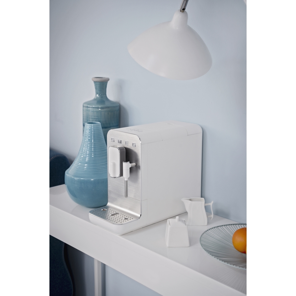 Smeg BCC12WHMUK Coffee Machine, White