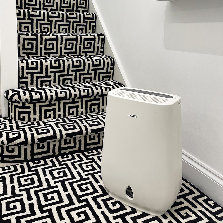 Ecoair DD3 Classic MK3 Desiccant Dehumidifier with Digital Hygrometer, Antibacterial Filter and 4.2 Litre Tank, White